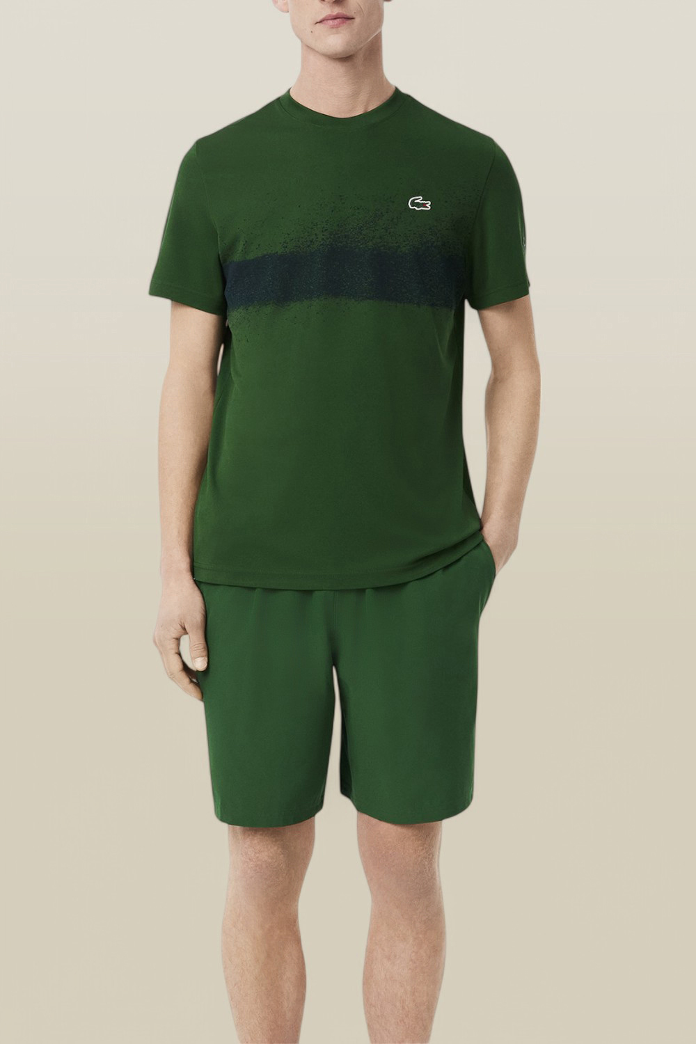 תמונת כל הלוק של לקוסט X ג'וקוביץ' חולצת טי LACOSTE